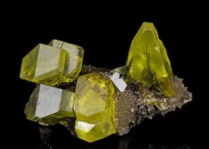 Crystalline sulfur