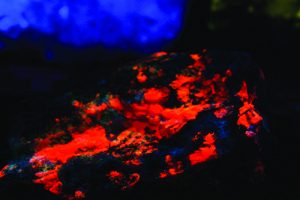 Tugtupite