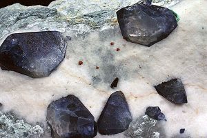 etched neptunite specimen