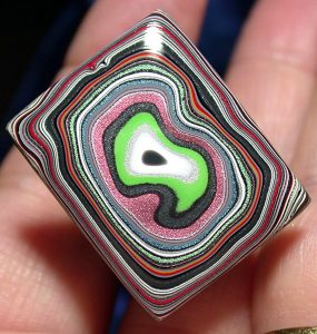 fordite cabochon