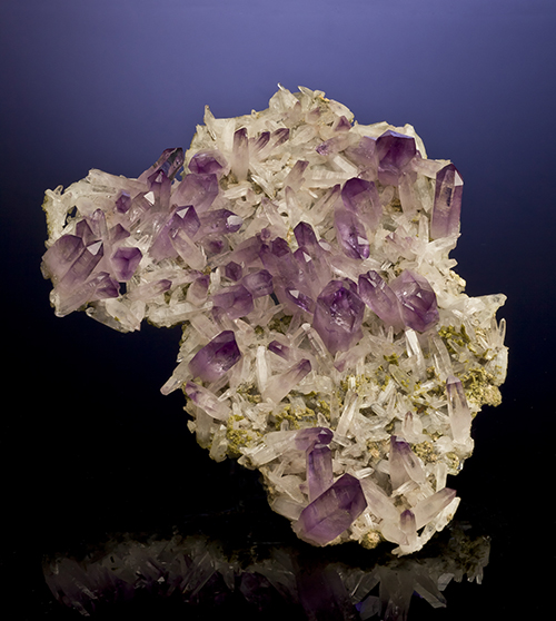 Quartz var. amethyst, Piedra Parada amethyst-crystals