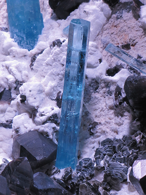 Blue aquamarine beryl Blue aquamarine beryl