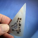 Inverted cone-shaped diamond bur