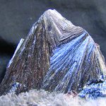 Pyrolusite dioxide