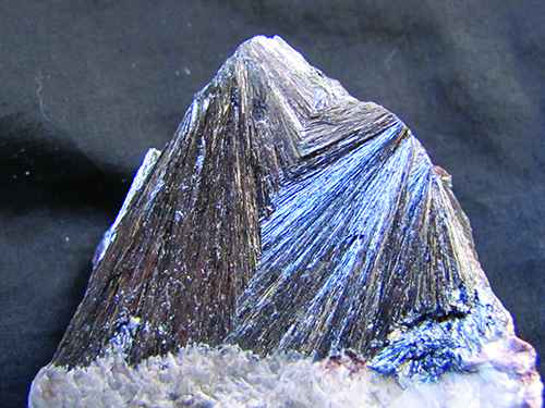 Pyrolusite dioxide Pyrolusite dioxide
