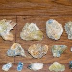 Clusters and crystals of barite