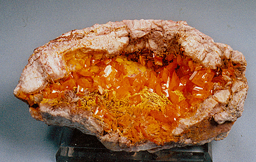 Wulfenite pocket