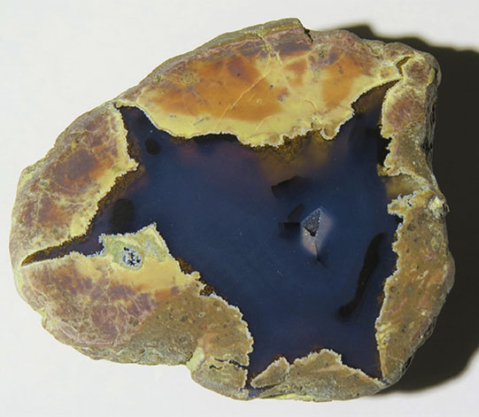 Blue-tinged agate in a South Blue Bed thunder egg