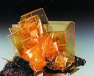 Transparent Wulfenite crystals