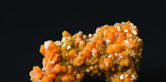molybdenum and lead mineral