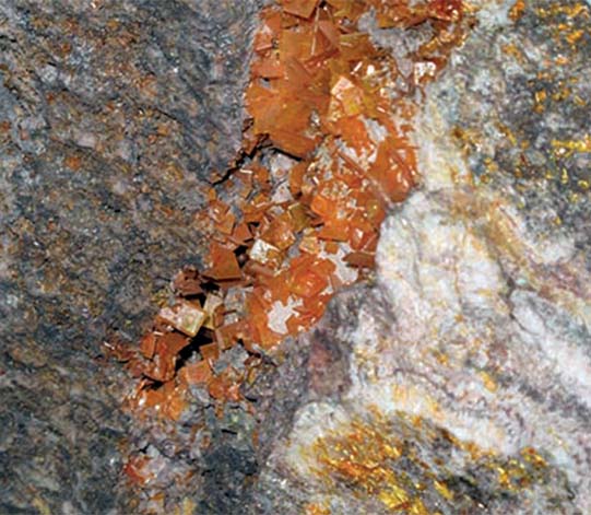 OpenSeamWulfenite1