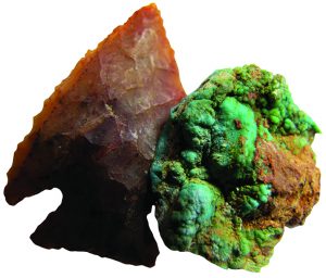 flaked-chalcedony-arrowhead-and-turquoise