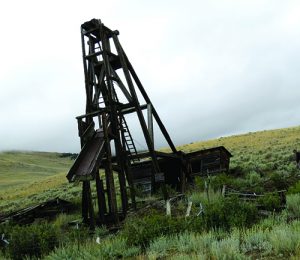 Mine site head frame