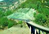 Serpentinite road cut