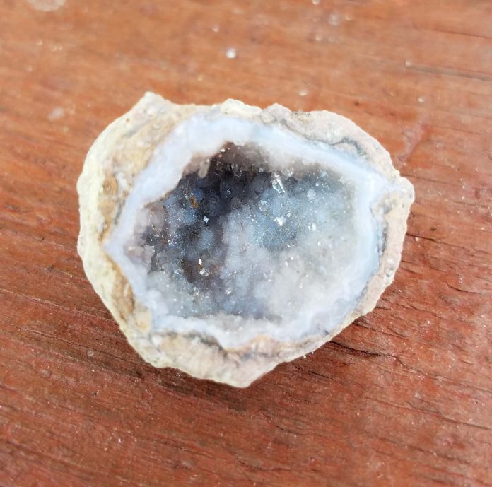 Maine Mineral Attraction Dig Maine Gems Rock & Gem Magazine