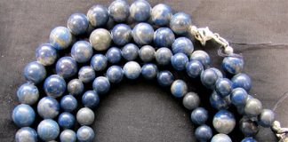 necklace made of gemstone beads of lapis lazuli
