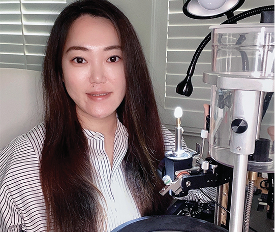 Xue1 Chen Xue withULTRA TEC V5 VL Classic Faceting Machine