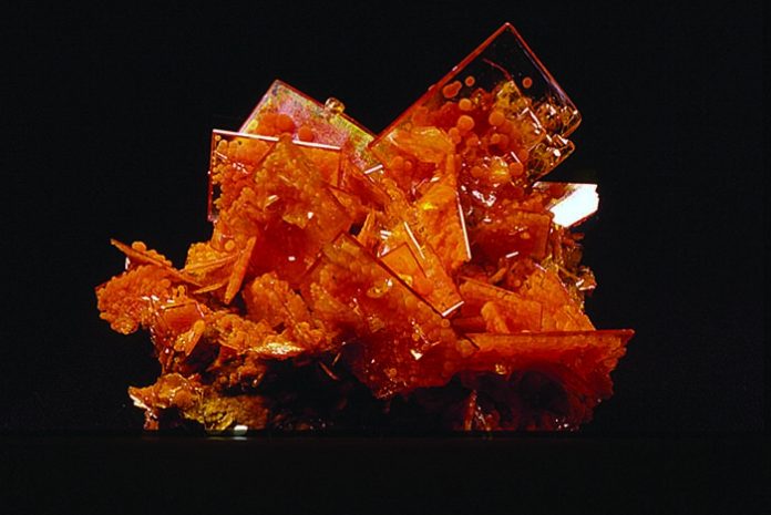 Wulfenite crystals