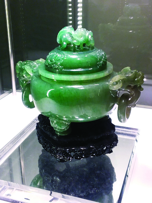 Burmese jadeite ceremonial incense burner