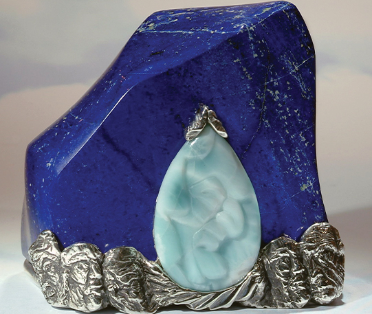 GANA 1 HelenMoon Gem sculpture by Helen Serras-Herman