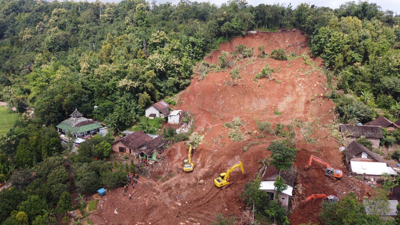 Landslides Wreak Havoc in Indonesia Rock & Gem Magazine