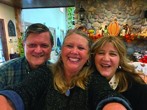 OnTheGo1 Selfie Jim and Gail Spann, Tracy Alvarez
