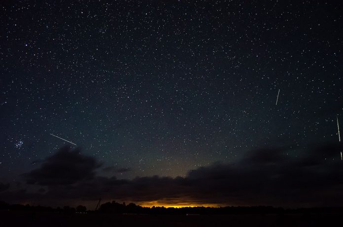 MeteorShower Meteor shower