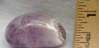digging-for-amethyst-stones