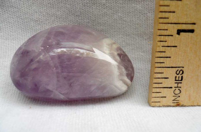 digging-for-amethyst-stones