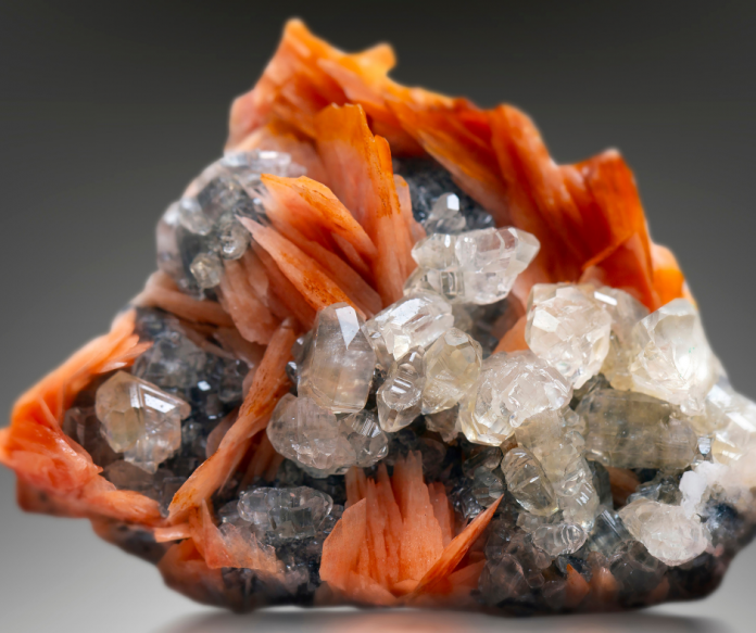 Cerussite cerussite