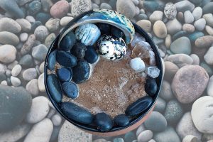 how-to-make-a-pollinator-rock-garden