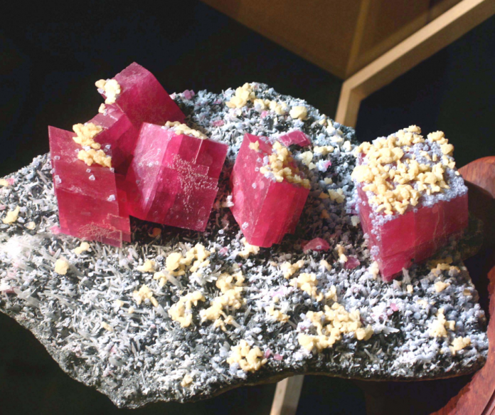 how-rare-is-rhodochrosite