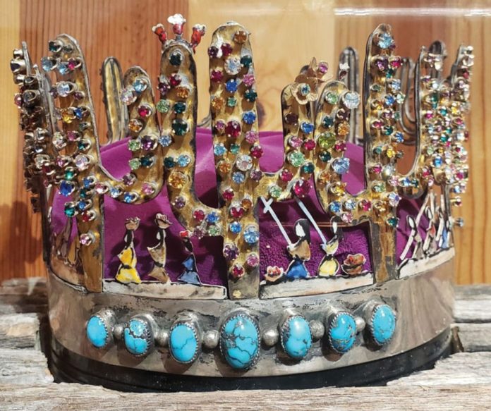 The Desert Crown degrazia-gallery-in-the-sun