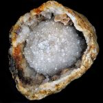 How to Identify Quartz quartz mineral identification