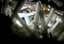 gypsum-mineral