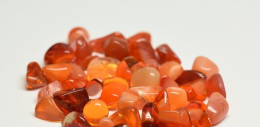 Carnelian: Top 10 Facts carnelian tumbled gemstones
