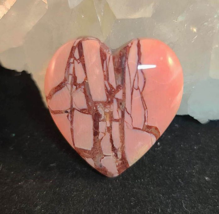 Pink Opal Heart pink-opal