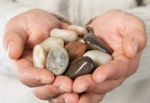 how-to-polish-rocks-by-hand