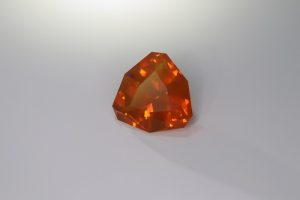 orange-rocks-and-gemstones