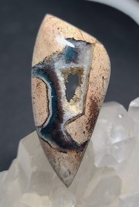 needles-blue-agate