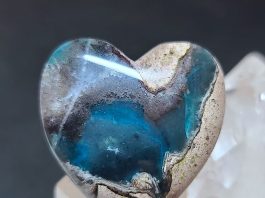 Needles Blue Agate: Slab & Cab Basics needles blue agate heart shaped cabochon