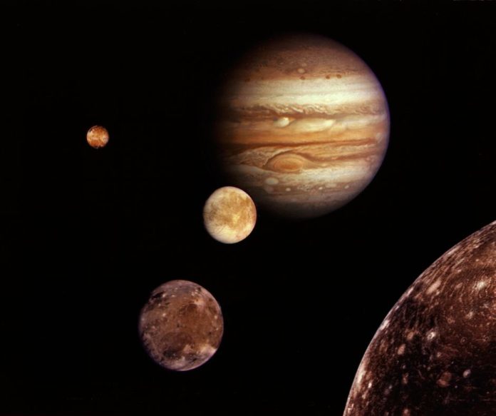 jupiters-moons-nasa graphic-montage-voyageur-one