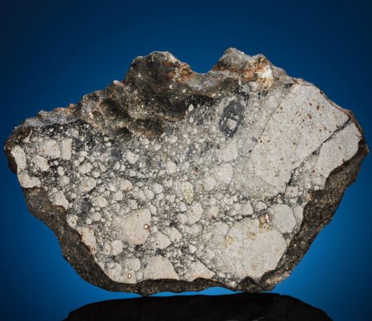 lunar-meteorite
