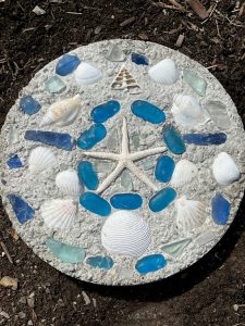 garden-stepping-stones 