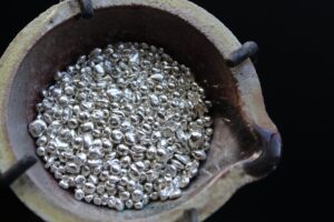 silver ready to melt for making jewelry