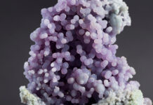 cluster of grape agate "grapes"