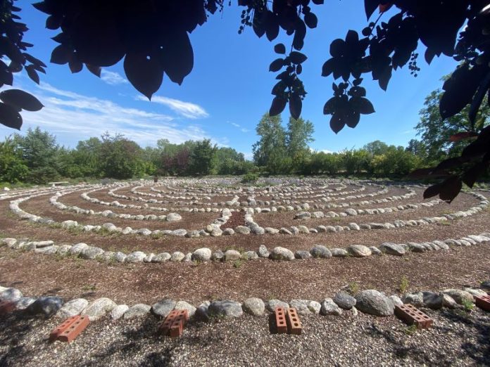 picture from above of the Redsun stone labyrinth