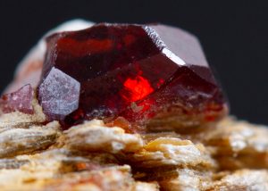 garnet birthstone
