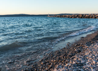 8 Rocks Found on Lake Michigan Beaches rocky Lake Michigan beach at sunset