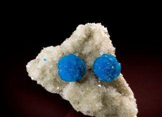cavansite on stilbite